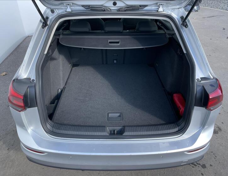 Volkswagen Golf 24