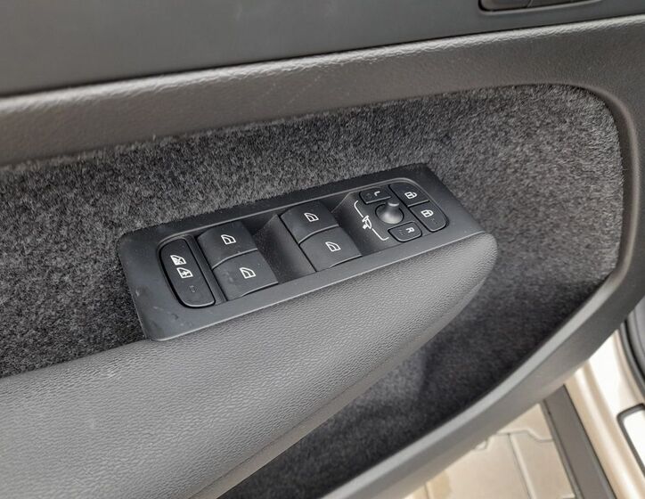 Volvo XC40 26
