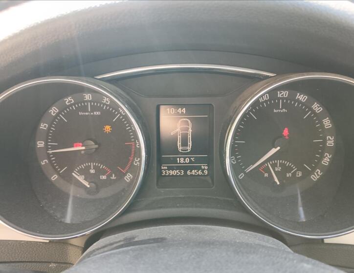 Škoda Superb 21