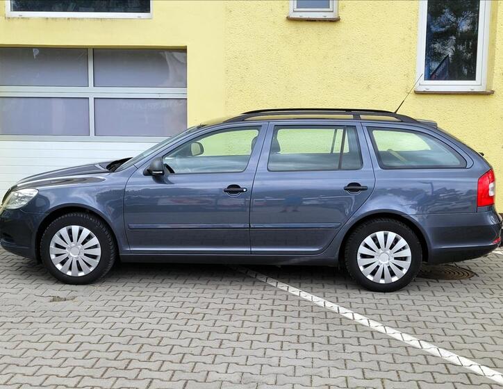 Škoda Octavia 10