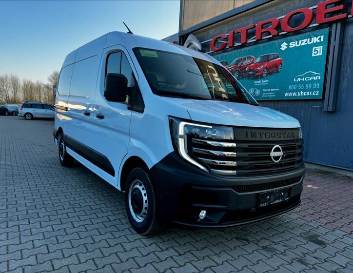 Nissan Interstar 2