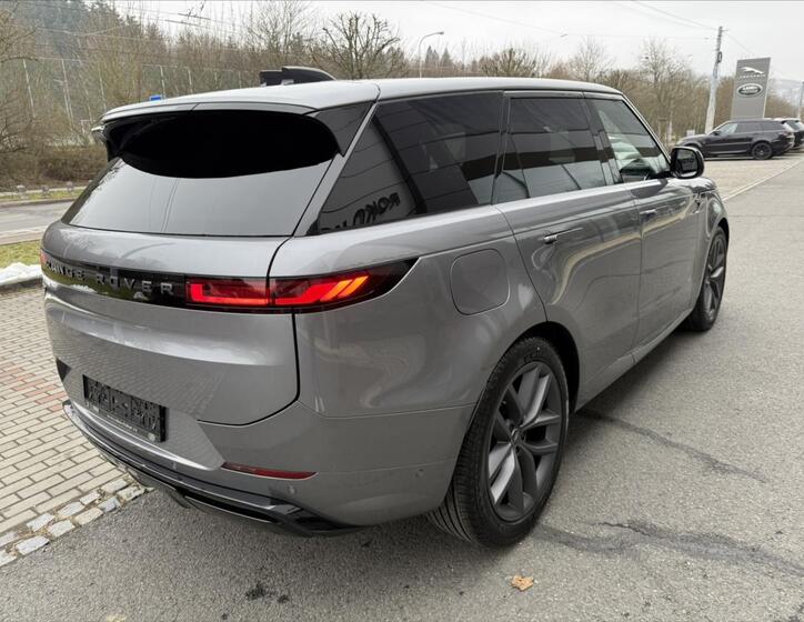 Land Rover Range Rover Sport 7