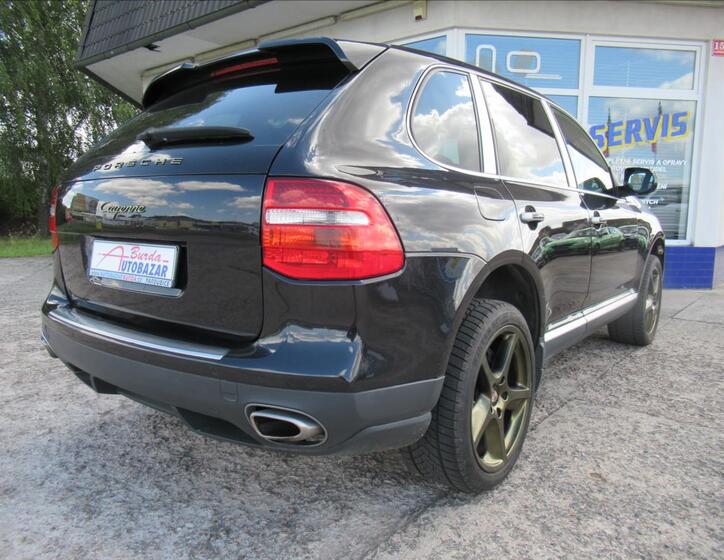 Porsche Cayenne 5