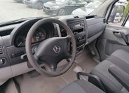 Mercedes-Benz Sprinter 10