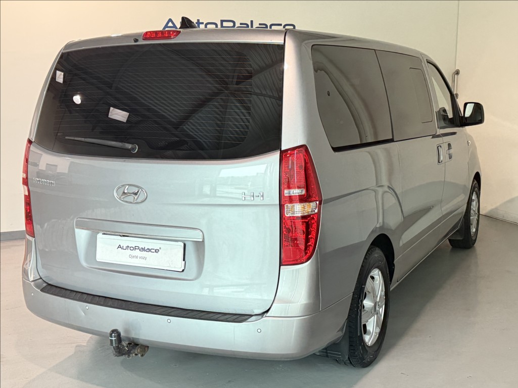 Hyundai H 1