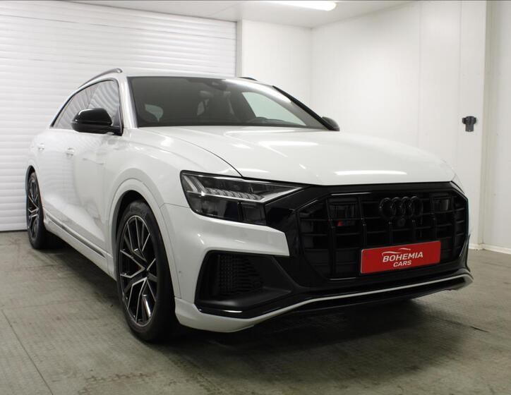 Audi SQ8 1