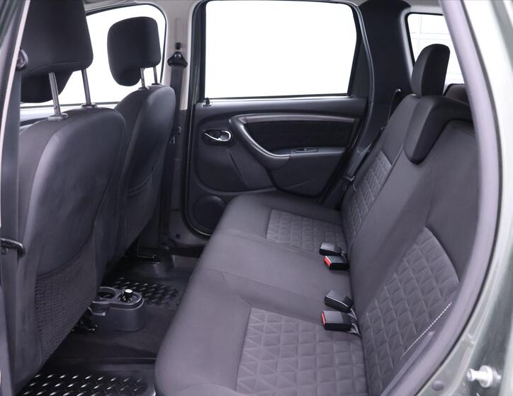 Dacia Duster 13