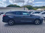 Hyundai i30 4