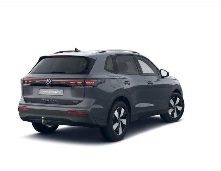 Volkswagen Tiguan 7