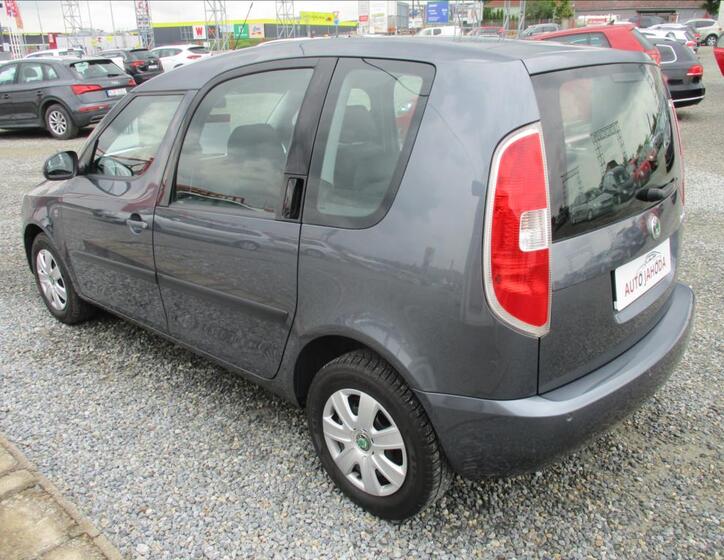 Škoda Roomster 7