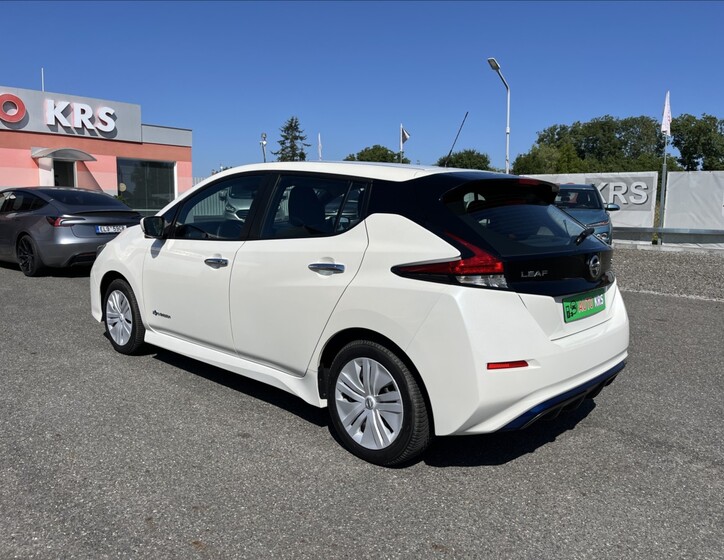 Nissan Leaf 7