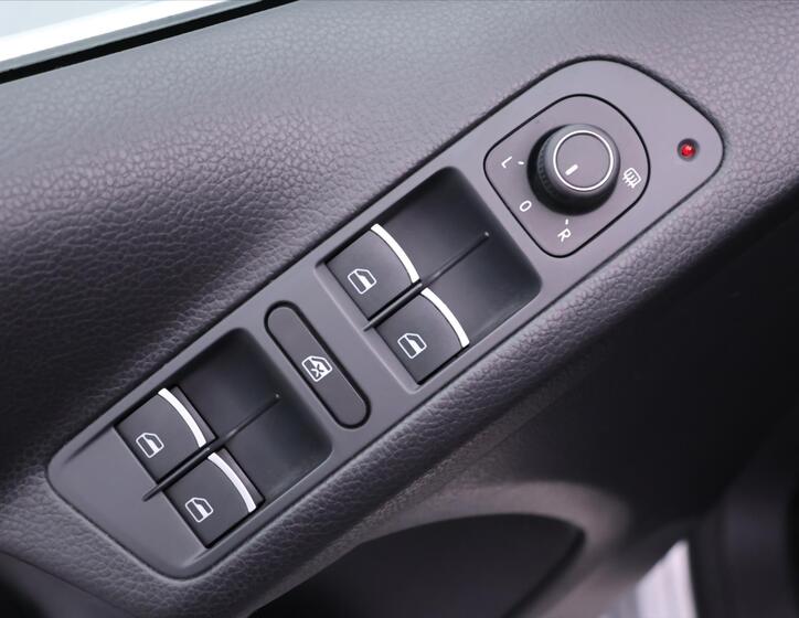 Volkswagen Tiguan 16