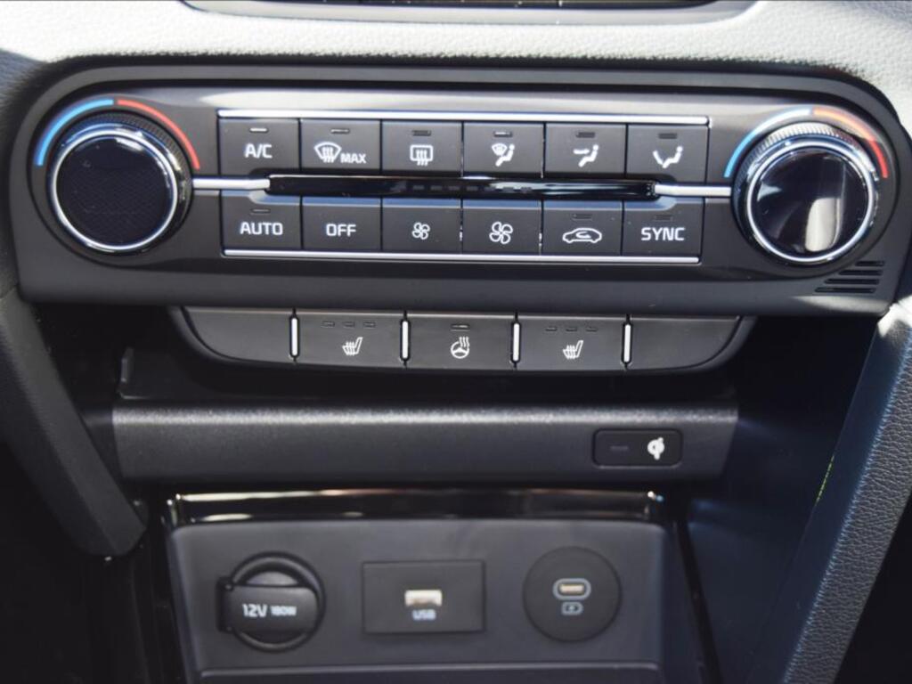 KIA XCeed 8
