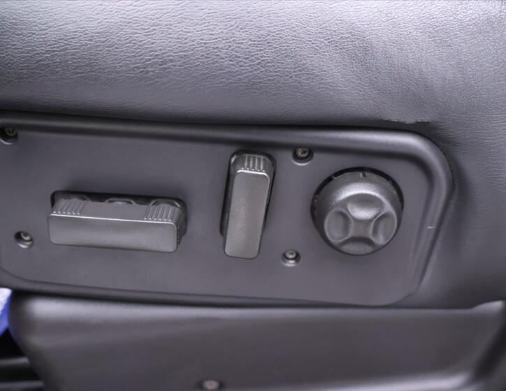 Hummer H2 19