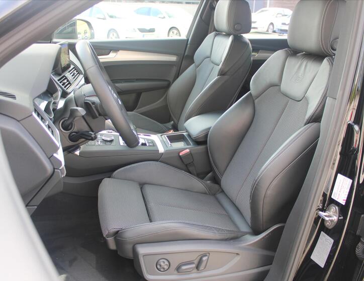Audi Q5 8