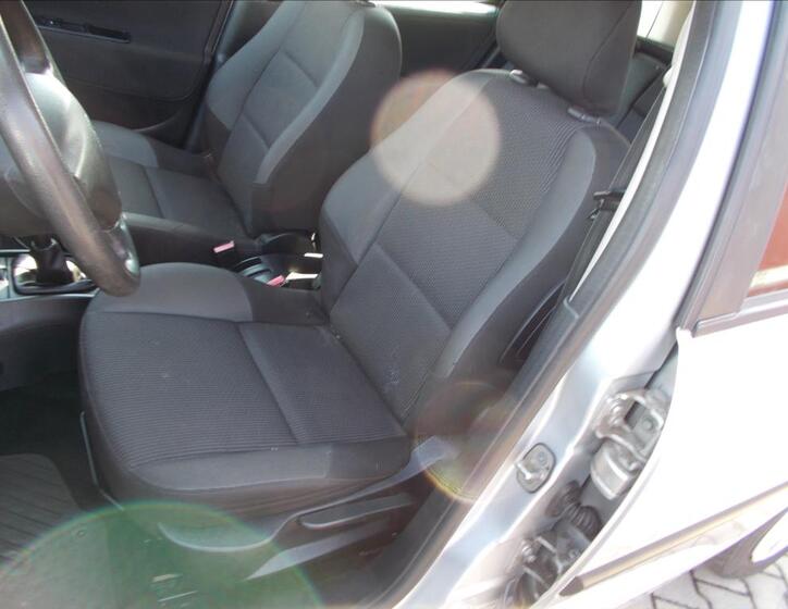 Peugeot 207 19