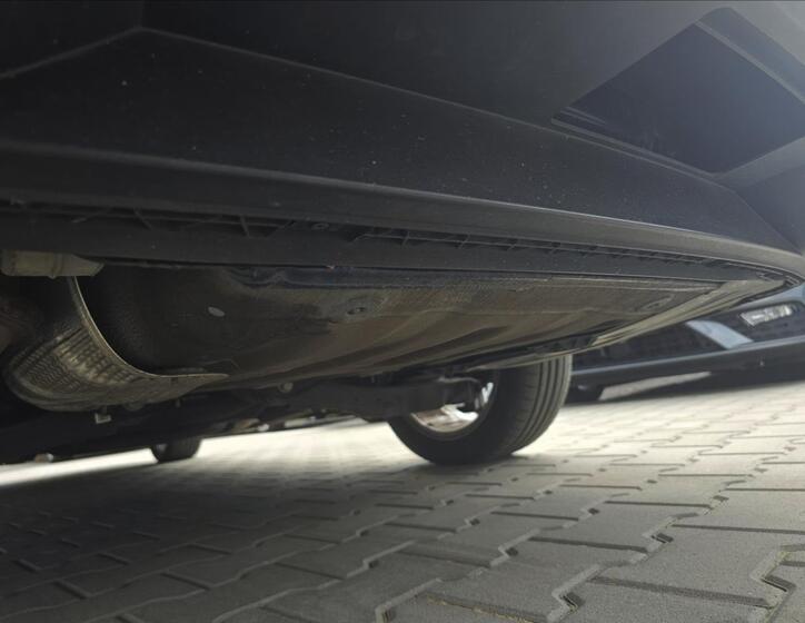 Volkswagen Golf 32