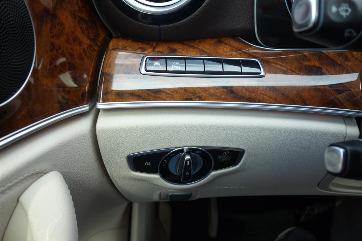 Mercedes-Benz Třídy E