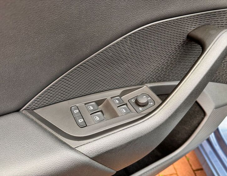 Škoda Octavia 12