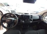 Toyota ProAce 9
