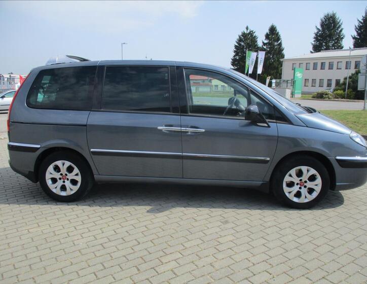 Citroën C8 35