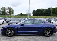 Porsche Taycan 3