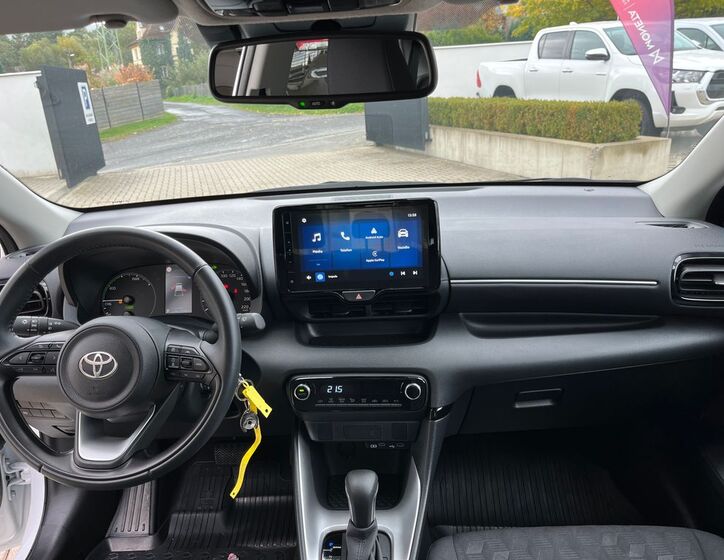 Toyota Yaris 18