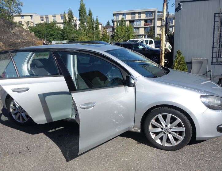 Volkswagen Golf 30