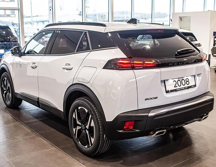Peugeot 2008 7