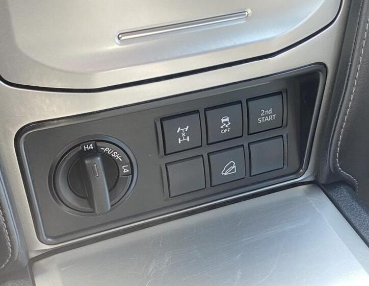 Toyota Land Cruiser 49