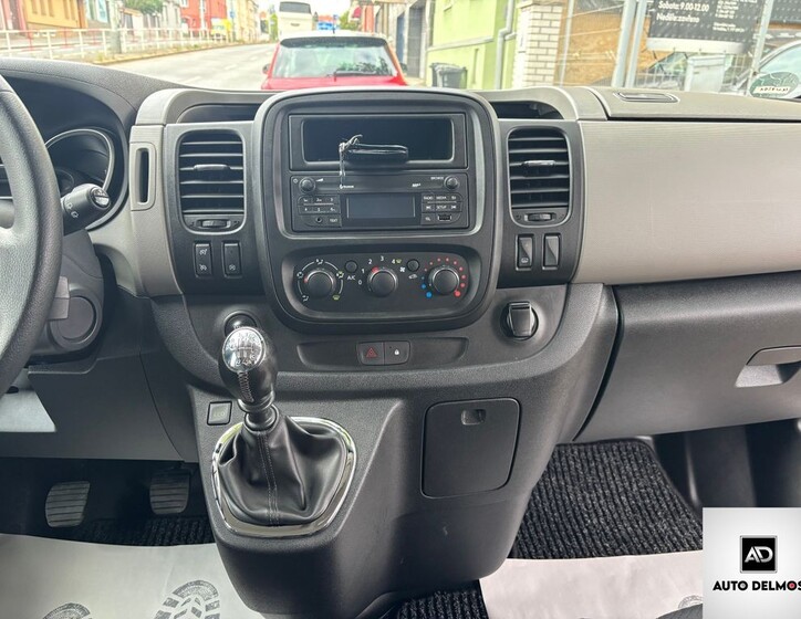 Renault Trafic 44