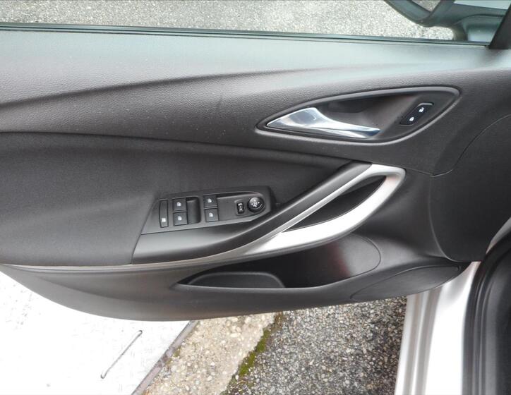 Opel Astra 10