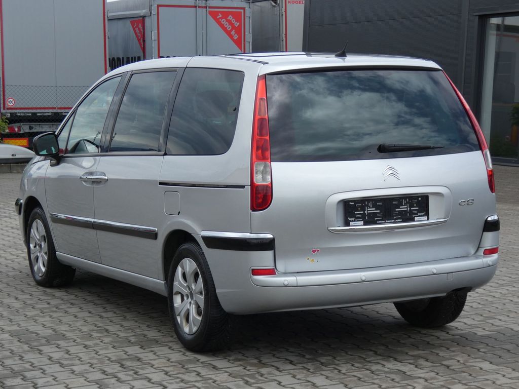 Citroën C8