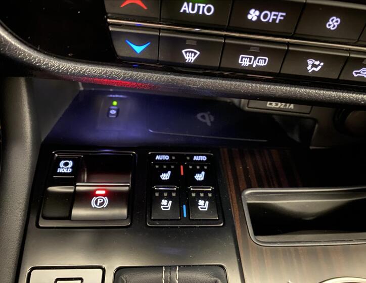 Lexus RX 450h 16
