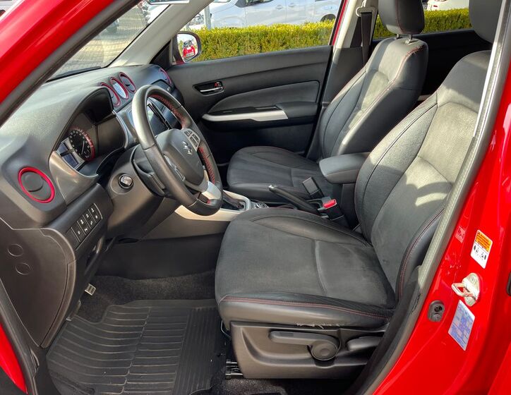 Suzuki Vitara 13