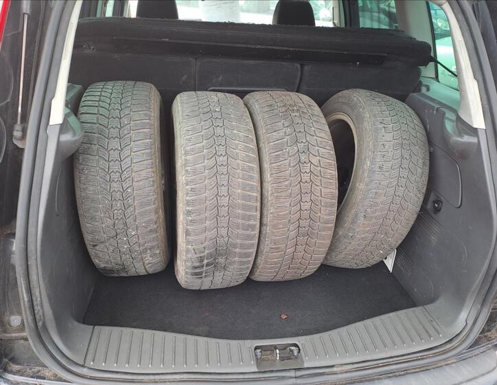 Ford C-MAX 15