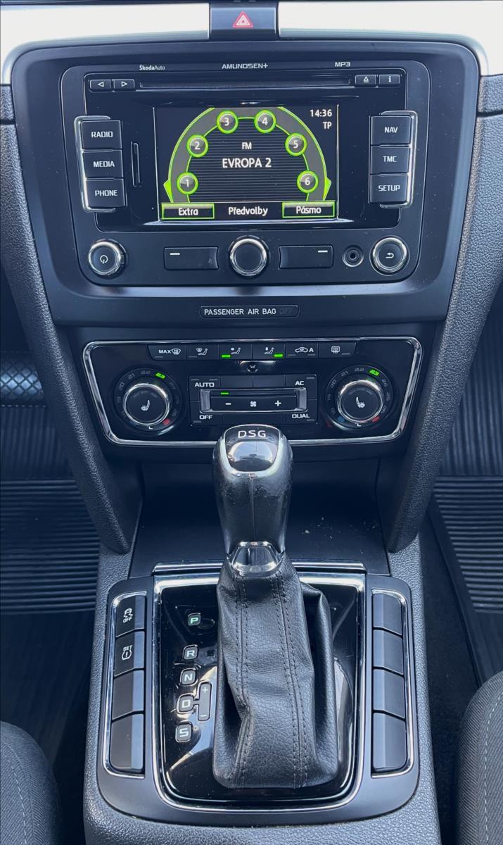 Škoda Superb