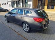 Opel Astra 9