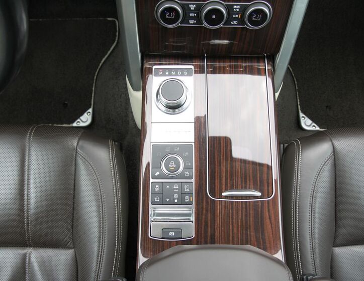 Land Rover Range Rover 37