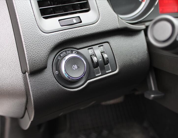 Opel Insignia 19