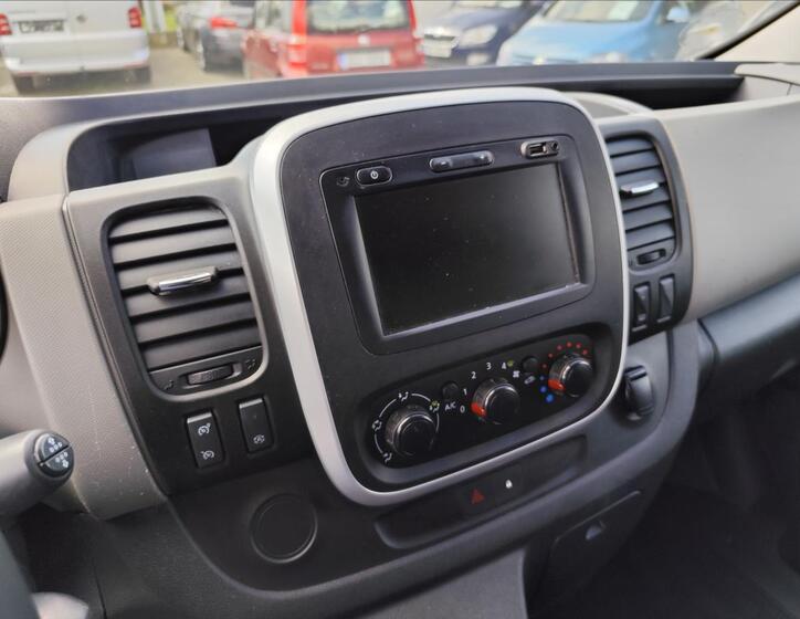 Renault Trafic 25