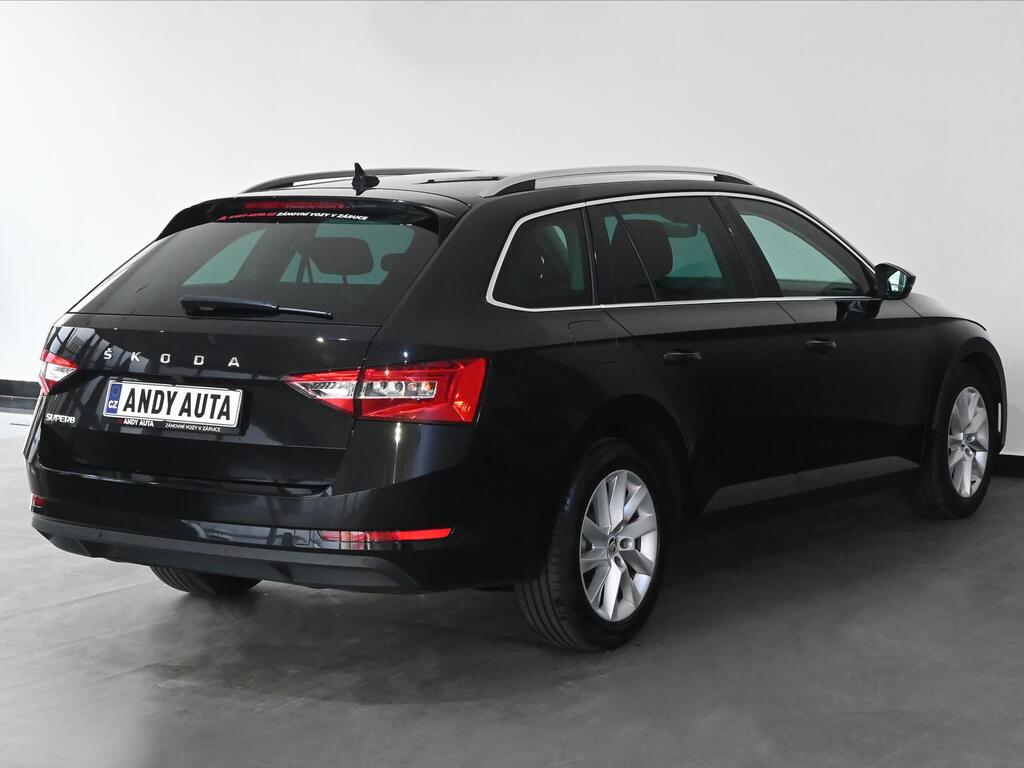 Škoda Superb 3