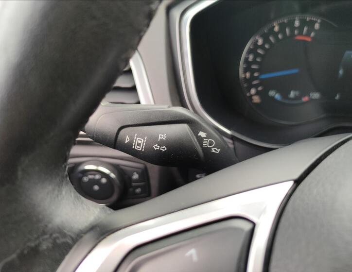 Ford Mondeo 31