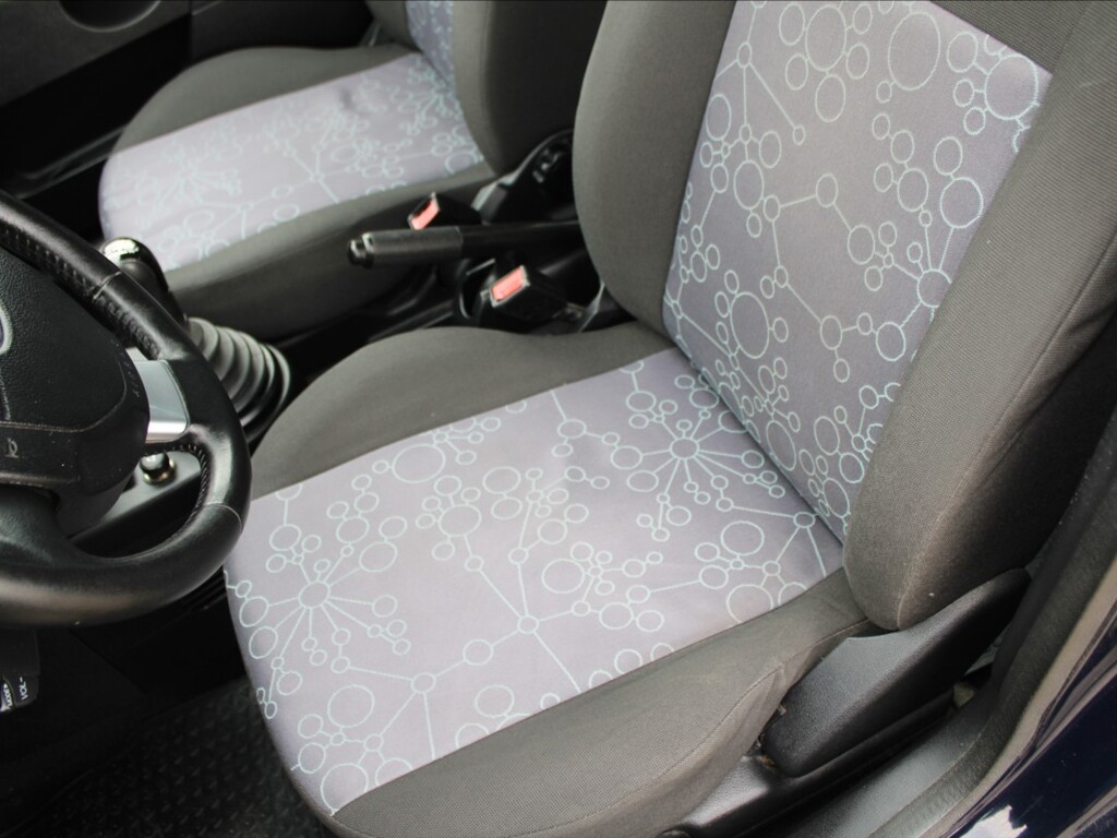Ford Fiesta 16