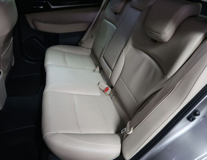 Subaru Outback 10