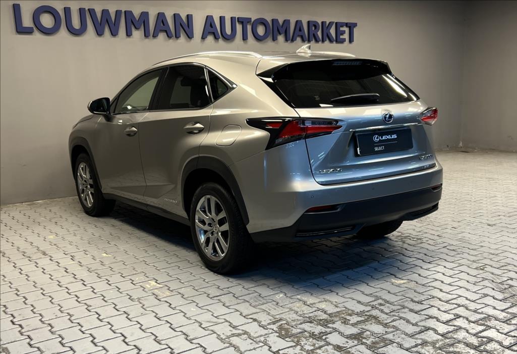 Lexus NX 300h