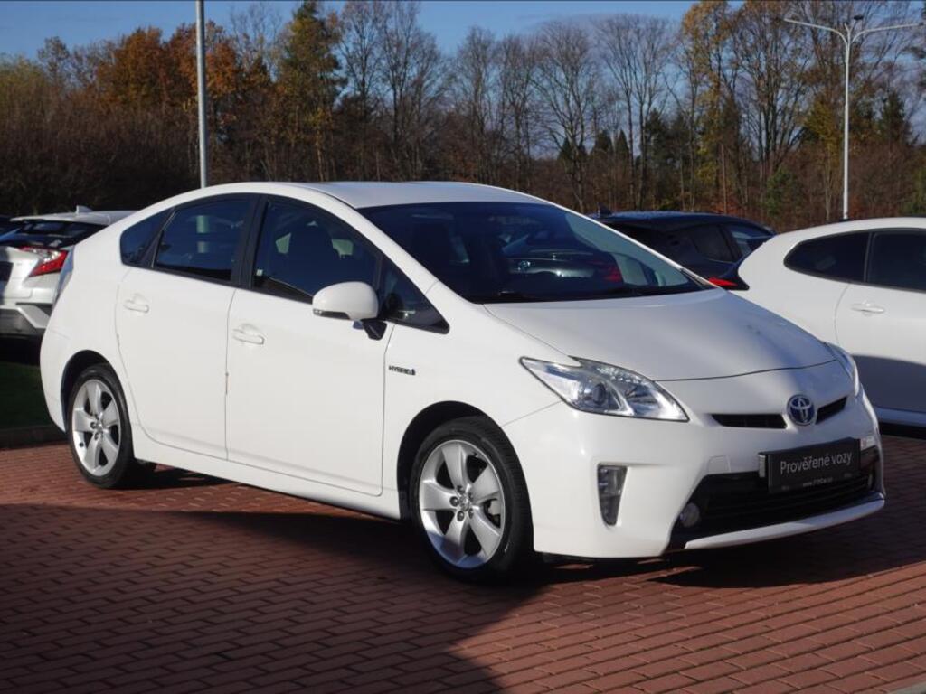 Toyota Prius 3