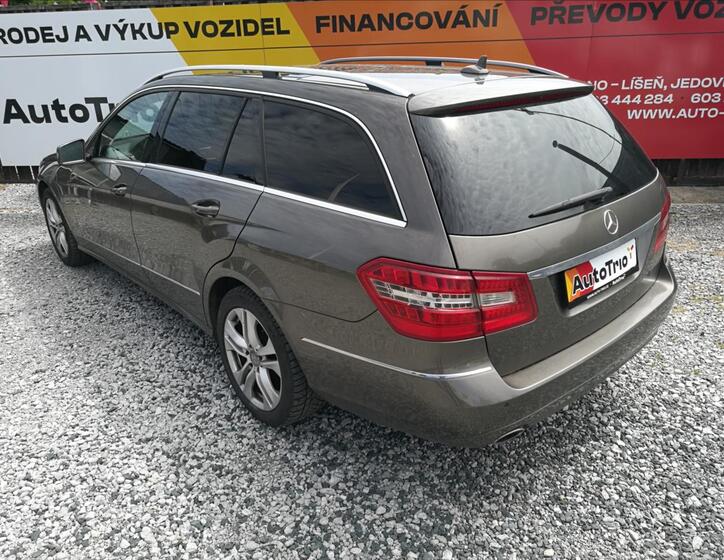 Mercedes-Benz Třídy E 4