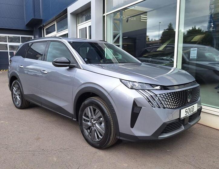 Peugeot 5008 10