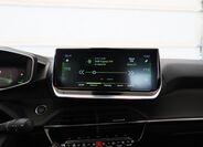 Peugeot 208 23
